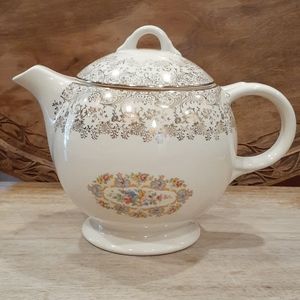 VTG MADE IN USA TEAPOT